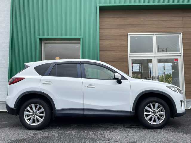 マツダ ＣＸ－５ 20S 岐阜県 2014(平26)年 7.7万km クリスタルホワイトパールマイカ 禁煙車/純正SDナビ/AM/FM/CD/DVD/BT/AUX/フルセグTV/バックカメラ/クルーズコントロール/衝突軽減ブレーキ/トラクションコントロールシステム/istop/ヘッドライトレベライザー/オートライト/ステアリングスイッチ/AC/トノカバー/スタッドレスAWセット積込