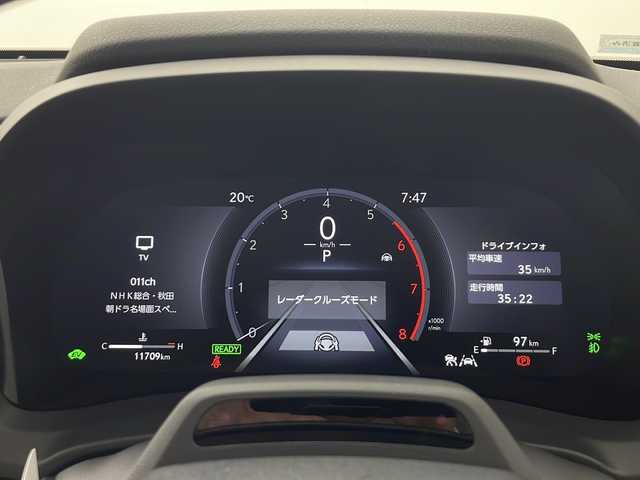 レクサス ＬＢＸ クール 秋田県 2024(令6)年 1.2万km パールⅡ 4WD/ワンオーナー/純正コネクティッドナビ（フルセグTV BT HDMI AMFMチューナー）/衝突被害軽減システム/レーンキープアシスト/クルーズコントロール/パーキングアシスト/クリアランスソナー/自動パーキングブレーキ/オートホールド/パドルシフト/ステアリングスイッチ/ステアリングヒーター/電動リアゲート/バック　全方位カメラ/ETC2.0/プッシュスタート　スマートキー/運転席パワーシート/前席シートヒーター/LEDヘッドライト　フォグランプ/純正18インチアルミホイール装着/純正フロアマット/シートメモリー/ハーフレザーシート/ウィンカーミラー/電動格納ミラー/保証書