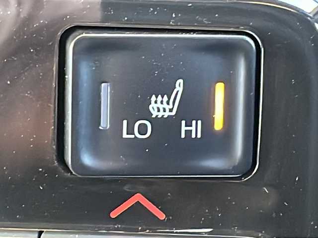 トヨタ ヴォクシー ハイブリッド S－Z 長野県 2022(令4)年 5.3万km アティチュードブラックマイカ ４ＷＤ/トヨタセーフティセンス/純正ディスプレイオーディオ/ナビ・フルセグTV/バックカメラ/ETC2.0/OPプロジェクターＬＥＤヘッドライト/ハーフレザーシート/シートヒーター/ＡＣ１００Ｖ/ＰＫＳＢ