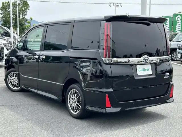 トヨタ ノア ハイブリッド Si ダブルバイビーⅡ 奈良県 2020(令2)年 1.5万km ブラック ９インチナビ　/フルセグＴＶ　/フリップダウンモニター　/前後ドライブレコーダー　/追従型クルーズコントロール　/バックカメラ　/前後コーナーセンサー　/ワンオーナー　/両側パワースライドドア　/シートヒーター　/ＷＡＣ/衝突被害軽減システム