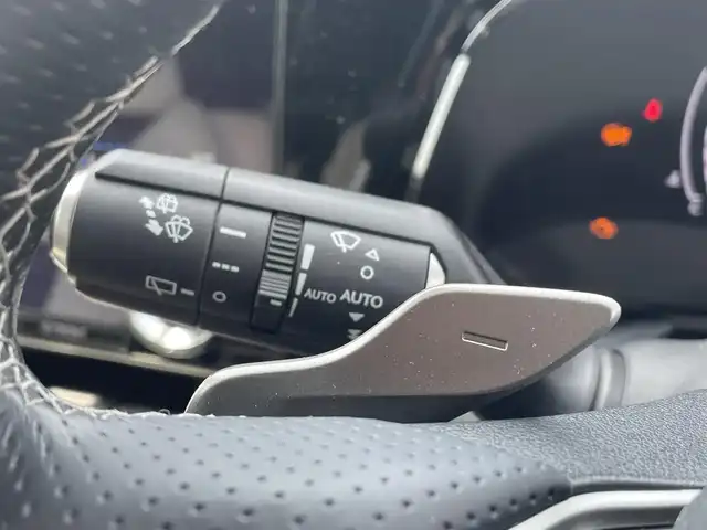 レクサス ＮＸ 350h Fスポーツ 長野県 2023(令5)年 2.2万km ホワイトノーヴァガラスフレーク 純正ナビ（FM/AM、BT、USB、Applecare）/フルセグテレビ/全方位カメラ/ETC2.0/前後ドライブレコーダー/レーンキープアシスト/衝突軽減システム/前後コーナーセンサー/前席パワーシート/サンルーフ/ブラインドスポットモニター/前席シートヒーター/前席エアシート/ステアリングヒーター/電動リアゲート/D席メモリシート/デジタルインナー/カードキー/純正スタッドレス、サマー積み込み/横滑り防止装置/ダブルエアバック/カーテンエアバック/LEDオートライト/スペアキー（１本）/保証書、取扱説明書
