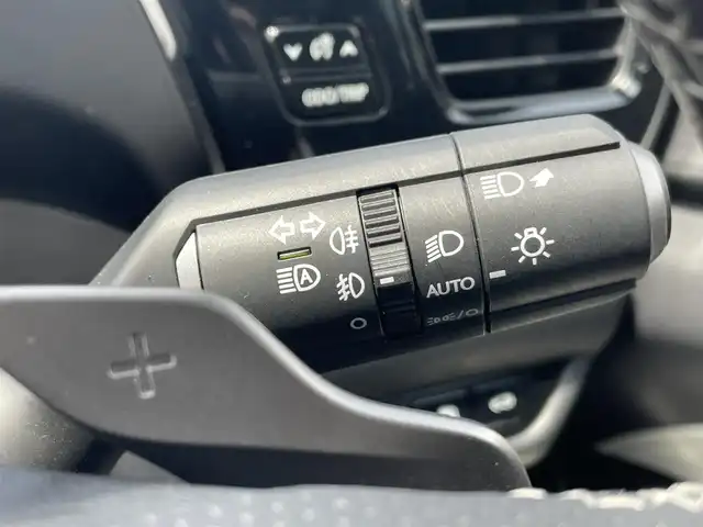レクサス ＮＸ 350h Fスポーツ 長野県 2023(令5)年 2.2万km ホワイトノーヴァガラスフレーク 純正ナビ（FM/AM、BT、USB、Applecare）/フルセグテレビ/全方位カメラ/ETC2.0/前後ドライブレコーダー/レーンキープアシスト/衝突軽減システム/前後コーナーセンサー/前席パワーシート/サンルーフ/ブラインドスポットモニター/前席シートヒーター/前席エアシート/ステアリングヒーター/電動リアゲート/D席メモリシート/デジタルインナー/カードキー/純正スタッドレス、サマー積み込み/横滑り防止装置/ダブルエアバック/カーテンエアバック/LEDオートライト/スペアキー（１本）/保証書、取扱説明書