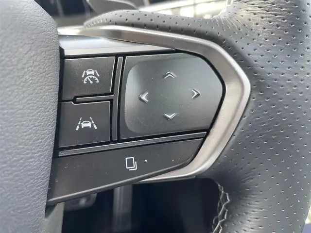 レクサス ＮＸ 350h Fスポーツ 長野県 2023(令5)年 2.2万km ホワイトノーヴァガラスフレーク 純正ナビ（FM/AM、BT、USB、Applecare）/フルセグテレビ/全方位カメラ/ETC2.0/前後ドライブレコーダー/レーンキープアシスト/衝突軽減システム/前後コーナーセンサー/前席パワーシート/サンルーフ/ブラインドスポットモニター/前席シートヒーター/前席エアシート/ステアリングヒーター/電動リアゲート/D席メモリシート/デジタルインナー/カードキー/純正スタッドレス、サマー積み込み/横滑り防止装置/ダブルエアバック/カーテンエアバック/LEDオートライト/スペアキー（１本）/保証書、取扱説明書