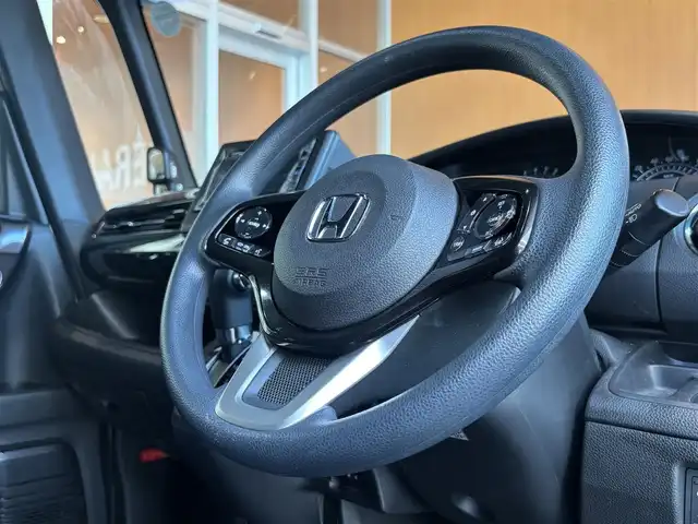 ホンダ Ｎ ＢＯＸ カスタム G L ホンダセンシング 沖縄県 2019(令1)年 6.5万km パール ホンダセンシング/Gathersナビ/バックカメラ/バックセンサー/両側パワースライドドア/スマートキー/LEDヘッドライト/オートライト/ETC車載器/純正14インチAW/保証書・取説書・スペアキー