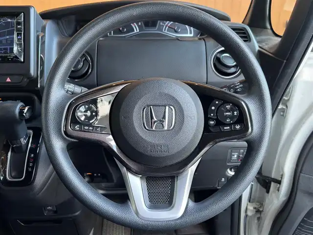 ホンダ Ｎ ＢＯＸ カスタム G L ホンダセンシング 沖縄県 2019(令1)年 6.5万km パール ホンダセンシング/Gathersナビ/バックカメラ/バックセンサー/両側パワースライドドア/スマートキー/LEDヘッドライト/オートライト/ETC車載器/純正14インチAW/保証書・取説書・スペアキー