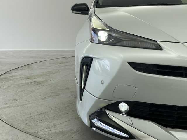 トヨタ プリウス S ツーリングセレ ブラックED 茨城県 2021(令3)年 4.2万km 白Ⅱ モデリスタフルエアロ　純正９型ディスプレーオーディオナビ　バックモニター　フルセグＴＶ　衝突軽減ブレーキ　シートヒーター　アダプティブクルーズコントロール　ＬＥＤライト　ドラレコ　ビルトインＥＴＣ
