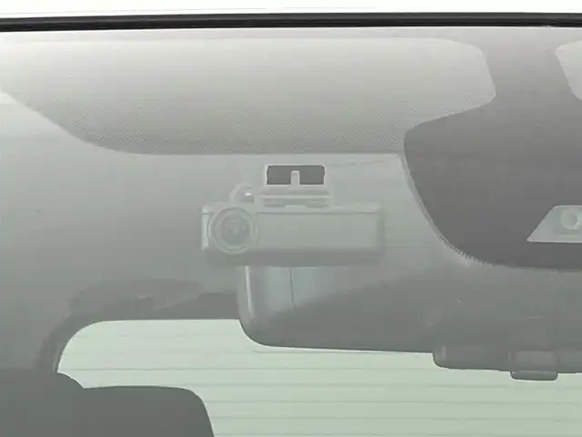 日産 セレナ e－パワー ハイウェイスター V 群馬県 2019(平31)年 3.3万km ブリリアントシルバー 禁煙車　純正９インチナビ　フリップダウンモニター　全方位カメラ　追従クルーズコントロール　プロパイロット　フリップダウンモニター　デジタルインナーミラー　両側パワースライドドア　ビルトインETC　ドライブレコーダー　衝突軽減システム　プッシュスタート　スマートキー　横滑り防止装置　オートエアコン