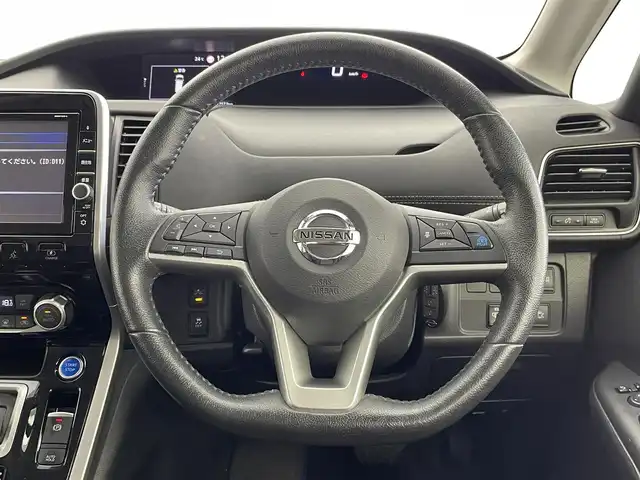 日産 セレナ e－パワー ハイウェイスター V 群馬県 2019(平31)年 3.3万km ブリリアントシルバー 禁煙車　純正９インチナビ　フリップダウンモニター　全方位カメラ　追従クルーズコントロール　プロパイロット　フリップダウンモニター　デジタルインナーミラー　両側パワースライドドア　ビルトインETC　ドライブレコーダー　衝突軽減システム　プッシュスタート　スマートキー　横滑り防止装置　オートエアコン