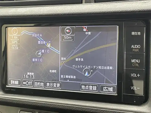 トヨタ アクア G 愛知県 2014(平26)年 6.5万km ライムホワイトパールクリスタルシャイン 純正ナビ　禁煙車　フルセグＴＶ　ＤＶＤ　バックカメラ　Ｂｌｕｅｔｏｏｔｈ　オートライト　ＥＴＣ　キセノンライト　社外１５インチＡＷ（WOODBELL）　純正フロアマット　プッシュスタート　スマートキー　