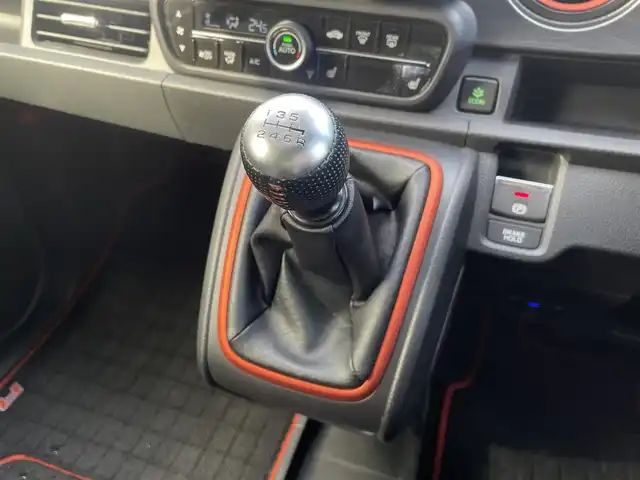 ホンダ Ｎ ＯＮＥ RS 埼玉県 2022(令4)年 2.9万km プラチナホワイトパール /6速MT//純正メモリナビ//フルセグTV//バックカメラ//CD/DVD/Bluetooth//アダプティブクルーズコントロール//前2席シートヒーター//ビルトインETC//スマートキー//LEDヘッドライト//LEDフォグ//CMBS 衝突軽減ブレーキ//LKAS 車線維持支援システム//バックソナー//W.サイド.カーテンエアバッグ//ABS//横滑り防止装置//オートライト//プライバシーガラス//純正15インチAW//新車時保証書//取扱説明書//ナビ取説