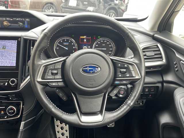 スバル フォレスター ハイブリッド アドバンス 兵庫県 2018(平30)年 5.5万km セピアブロンズM ワンオーナー/４WD/純正SDナビ/　Bluetooth/CD/DVD/USB/AM/FM/iPod/フルセグテレビ（走行中視聴可能）/車外カメラ（バック・サイド）/純正ビルトインETC/ドライブレコーダー（前方のみ）/ステアリングヒーター/パワーステアリング/パドルシフト/MTモード付AT/ブラインドスポットモニター/パワーウインドウ/パーキングアシスト/アイドリングストップ/電動リアゲート/サンルーフ/パワーシート（D+N席）/ルーフレール/コーナーセンサー（後方）/LEDヘッドライト/アンチロック・ブレーキ・システム/レーンキープアシスト/横滑り防止装置/レーンキープアシスト/盗難防止装置/i-ACTIVSENSE（衝突被害軽減システム）/スペアキー（1本）/保証書/取扱説明書/記録簿