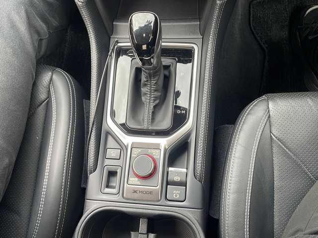 スバル フォレスター ハイブリッド アドバンス 兵庫県 2018(平30)年 5.5万km セピアブロンズM ワンオーナー/４WD/純正SDナビ/　Bluetooth/CD/DVD/USB/AM/FM/iPod/フルセグテレビ（走行中視聴可能）/車外カメラ（バック・サイド）/純正ビルトインETC/ドライブレコーダー（前方のみ）/ステアリングヒーター/パワーステアリング/パドルシフト/MTモード付AT/ブラインドスポットモニター/パワーウインドウ/パーキングアシスト/アイドリングストップ/電動リアゲート/サンルーフ/パワーシート（D+N席）/ルーフレール/コーナーセンサー（後方）/LEDヘッドライト/アンチロック・ブレーキ・システム/レーンキープアシスト/横滑り防止装置/レーンキープアシスト/盗難防止装置/i-ACTIVSENSE（衝突被害軽減システム）/スペアキー（1本）/保証書/取扱説明書/記録簿