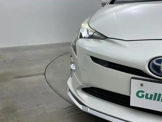 トヨタ プリウス A ツーリングセレクション 岡山県 2018(平30)年 7.3万km ホワイトパールクリスタルシャイン モデリスタエアロ/純正ナビ（NSZT-W68T）/・FM/AM/Bluetooth/フルセグ/CD/DVD/バックカメラ/合皮シート/・シートヒーター/HUD/パーキングアシスト/ドライブレコーダー/ETC/トヨタセーフティーセンス/・プリクラッシュセーフティ/・レーンディパーチャーアラート/・レーダークルーズコントロール/・オートマチックハイビーム/・コーナーセンサー/BSM/純正アルミ/純正フロアマット/新車保証書/取扱説明書/スペアキー×１