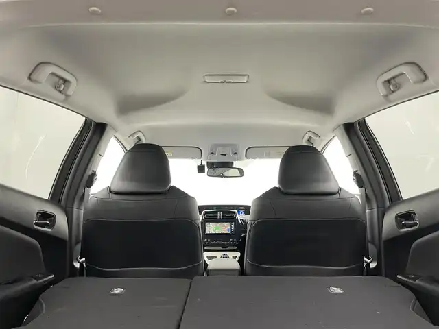 トヨタ プリウス A ツーリングセレクション 岡山県 2018(平30)年 7.3万km ホワイトパールクリスタルシャイン モデリスタエアロ/純正ナビ（NSZT-W68T）/・FM/AM/Bluetooth/フルセグ/CD/DVD/バックカメラ/合皮シート/・シートヒーター/HUD/パーキングアシスト/ドライブレコーダー/ETC/トヨタセーフティーセンス/・プリクラッシュセーフティ/・レーンディパーチャーアラート/・レーダークルーズコントロール/・オートマチックハイビーム/・コーナーセンサー/BSM/純正アルミ/純正フロアマット/新車保証書/取扱説明書/スペアキー×１