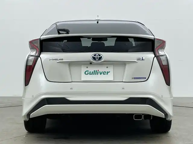 トヨタ プリウス A ツーリングセレクション 岡山県 2018(平30)年 7.3万km ホワイトパールクリスタルシャイン モデリスタエアロ/純正ナビ（NSZT-W68T）/・FM/AM/Bluetooth/フルセグ/CD/DVD/バックカメラ/合皮シート/・シートヒーター/HUD/パーキングアシスト/ドライブレコーダー/ETC/トヨタセーフティーセンス/・プリクラッシュセーフティ/・レーンディパーチャーアラート/・レーダークルーズコントロール/・オートマチックハイビーム/・コーナーセンサー/BSM/純正アルミ/純正フロアマット/新車保証書/取扱説明書/スペアキー×１