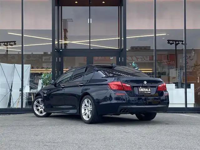 ＢＭＷ ５２８ｉ 30th アニバーサリーEd 福岡県 2011(平23)年 12.9万km カーボンブラックM 茶革/シートヒーター/パワーシート/純正ナビ/フルセグ/バックカメラ/ミラー型ETC/オートライト/パドルシフト/ドラレコ