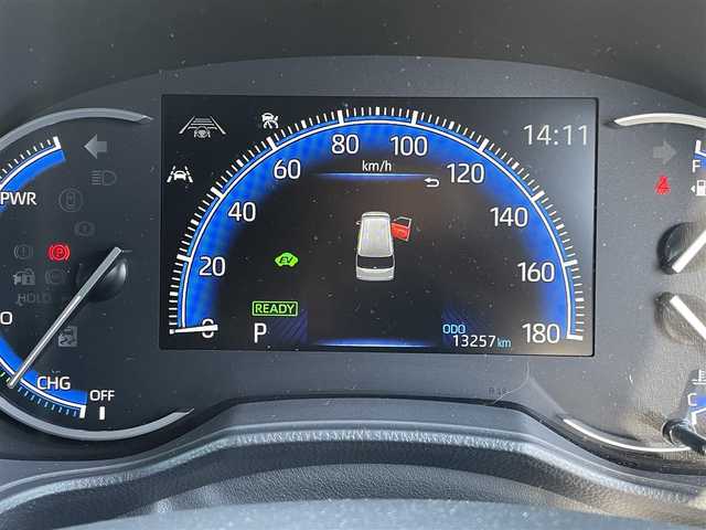 トヨタ ヴォクシー ハイブリッド S－Z 長野県 2022(令4)年 1.4万km アティチュードブラックマイカ ワンオーナー/純正ナビ/・Bluetooth/CD/DVD/TV/バックカメラ/快適利便パッケージ/純正2.0ETC/電動リアゲート/社外ドライブレコーダー/純正フリップダウン/クルーズコントロール追走あり/ウォークスルー/純正フロアマット/ハーフレザー/シートヒーター/両側パワースライド/純正１５インチAW/前後コーナーセンサー/LEDコーナーセンサー/スマートキー/１００V充電/取り扱い説明書/保証書