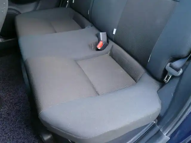 トヨタ アクア S スタイルブラック 静岡県 2017(平29)年 3.7万km ダークブルーマイカ ワンオーナー/禁煙車/セーフティーセンスC/プリクラッシュセーフティー/レーンディパーチャーアラート/オートマチックハイビーム/純正オプションナビ/バックカメラ/Bluetooth/ワンセグTV/スマートキー/スペアキー/フロアマット/ドアバイザー/新車保証書/取扱説明書