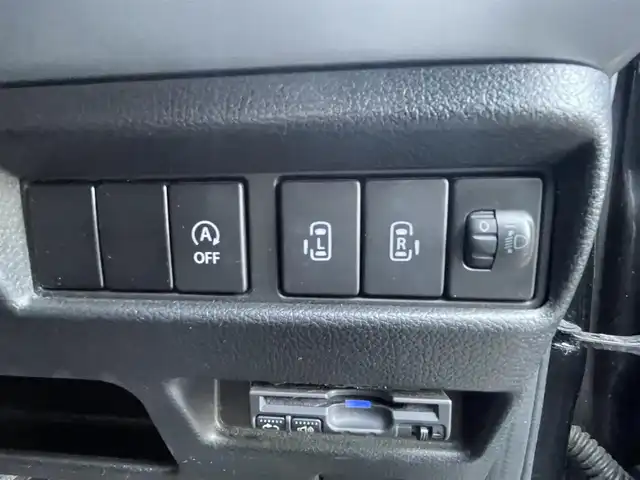 スズキ スペーシア HYBRID X 岡山県 2018(平30)年 7.8万km ブルーイッシュブラックパール3 (株)IDOMが運営する【じしゃロン岡山店】の自社ローン専用車両です。こちらは現金またはオートローンご利用時の価格です。 自社ローンご希望の方は別途その旨お申し付け下さい/・社外ナビゲーション/・バックカメラ/・両側電動スライドドア/・ＥＴＣ/・衝突被害軽減ブレーキ/・オートライト