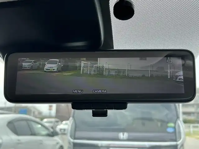 日産 ノート e－パワー メダリスト 兵庫県 2017(平29)年 7万km ガーネットレッド 純正7インチSDナビ/BT/FM/AM/CD/バックカメラ/ETC/純正ドライブレコーダー/アラウンドビュー/フロントカメラ/車線逸脱警報装置/衝突軽減ブレーキ/ステアリングスイッチ/革巻ステアリング/車線逸脱警報装置/衝突軽減ブレーキ/ウィンカーミラー/FOGランプ