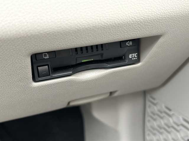 トヨタ パッソ X Lパッケージ S 埼玉県 2018(平30)年 6.8万km ファイアークォーツレッドM ETC　/フルセグテレビ　/衝突軽減ブレーキ/アイドリングストップ　/ハロゲンライト　/横滑り防止　/盗難防止装置　/ディーラーナビ(DVD/CD/BT/AM/FM)/ドアバイザー　/ISOFX/チャイルドロック　/電格ミラー　/純正フロアマット/バックカメラ