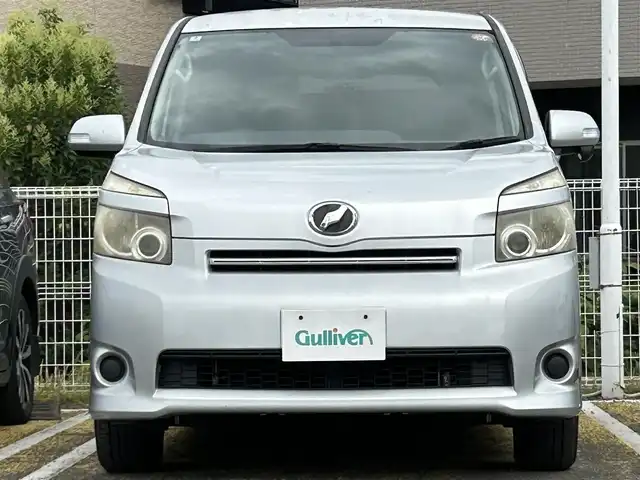 トヨタ ヴォクシー X Lエディション 宮城県 2008(平20)年 16.1万km シルバーM 社外エンジンスターター　//ビルトインＥＴＣ　//純正マット　//社外ナビ（ＤＶＤ，ＴＶ，ＢＴ，ＦＭ，ＡＭ）　//社外ＡＷ冬タイヤ　//純正鉄チン　//片側Pスライド　