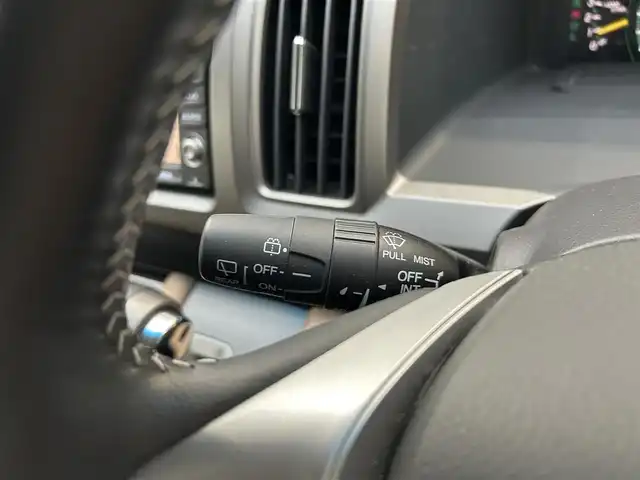 ホンダ ステップワゴン G インターナビコンフォートセレ 埼玉県 2013(平25)年 3.8万km スーパープラチナメタリック 純正ナビ（AM/FM/TV）/バックカメラ/クルーズコントロール/ビルトインＥＴＣ/両側パワースライドドア/純正フロアマット/純正16インチAW/ドアバイザー/オートライト/ヘッドライト/横滑り防止/アイドリングストップ/電動格納ミラー/スマートキー/スペアキー1本/保証書/車両/ナビ取扱説明書