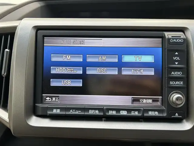 ホンダ ステップワゴン G インターナビコンフォートセレ 埼玉県 2013(平25)年 3.8万km スーパープラチナメタリック 純正ナビ（AM/FM/TV）/バックカメラ/クルーズコントロール/ビルトインＥＴＣ/両側パワースライドドア/純正フロアマット/純正16インチAW/ドアバイザー/オートライト/ヘッドライト/横滑り防止/アイドリングストップ/電動格納ミラー/スマートキー/スペアキー1本/保証書/車両/ナビ取扱説明書