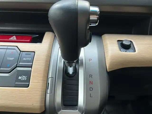 ホンダ ステップワゴン G インターナビコンフォートセレ 埼玉県 2013(平25)年 3.8万km スーパープラチナメタリック 純正ナビ（AM/FM/TV）/バックカメラ/クルーズコントロール/ビルトインＥＴＣ/両側パワースライドドア/純正フロアマット/純正16インチAW/ドアバイザー/オートライト/ヘッドライト/横滑り防止/アイドリングストップ/電動格納ミラー/スマートキー/スペアキー1本/保証書/車両/ナビ取扱説明書