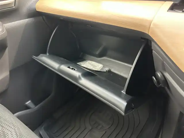 ホンダ ステップワゴン G インターナビコンフォートセレ 埼玉県 2013(平25)年 3.8万km スーパープラチナメタリック 純正ナビ（AM/FM/TV）/バックカメラ/クルーズコントロール/ビルトインＥＴＣ/両側パワースライドドア/純正フロアマット/純正16インチAW/ドアバイザー/オートライト/ヘッドライト/横滑り防止/アイドリングストップ/電動格納ミラー/スマートキー/スペアキー1本/保証書/車両/ナビ取扱説明書