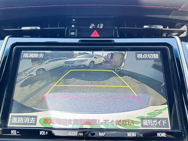 トヨタ ハリアー プレミアム 熊本県 2019(平31)年 12.4万km ブラック ワンオーナー/パノラマムーンルーフ/純正9インチナビ（NSZT-Y68T）/【フルセグTV/Bluetooth/CD/DVD】/バックカメラ/レーダークルーズコントロール/プリクラッシュセーフティー/レーンディパーチャーアラート/クリアランスソナー/オートLEDライト/オートハイビーム/ウィンカーミラー/ブレーキホールド/パワーバックドア/ハーフレザーシート/D席パワーシート/純正18インチAW/革巻きステアリング/ステアリングスイッチ/ドライブレコーダー前後/ETC/プッシュスタート/スマートキー/純正フロアマット/横滑り防止装置/アイドリングストップ/ABS/保証書/スペアキー