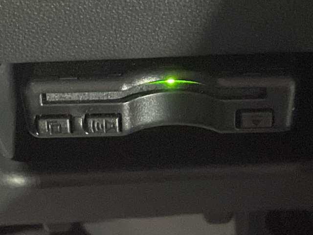 ダイハツ ムーヴ キャンバス G メイクアップ VS SAⅢ 茨城県 2022(令4)年 1.2万km パールホワイトⅢ/スムースグレーマイカメタリック 2トーン ストラーダナビ/Bluetooth/フルセグTV/両側パワースライドドア/シートヒーター/ドライブレコーダー/ビルトインETC/パノラマモニター/アイドリングストップ/横滑り防止装置/衝突軽減システム/オートライト/オートマチックハイビーム/LEDヘッドライト/コーナーセンサー/純正フロアマット/スマートキー