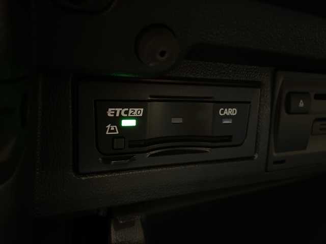 フォルクスワーゲン ポロ TSIハイライン 新潟県 2018(平30)年 4.3万km フラッシュレッド Volkswagen純正インフォテイメントシステム“Discover Pro”/・CD/DVD/BT/・ナビゲーションシステム/オールインセーフティ/・アダプティブクルーズコントロール/・プリクラッシュブレーキシステム/・ブラインドスポットディテクション/・パークディスタンスコントロール/・スタティックコーナリングライト/・リヤトラフィックアラート/・リヤビューカメラ/・オプティカルパーキングシステム/・ブレーキアシスト/ETC2.0