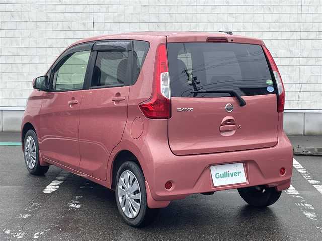 日産 デイズ X 富山県 2018(平30)年 3.7万km ブロッサムピンク 純正ナビ(MM317D-W)/AM/FM/CD/DVD/Bluetooth/フルセグTV/4WD/エマージェンシーブレーキ/アラウンドビューモニター/プッシュスタート/スペアキー1本/前方ドライブレコーダー/運転席シートヒーター/横滑り防止装置/アイドリングストップ