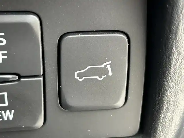マツダ ＣＸ－８ XD プロアクティブ 和歌山県 2018(平30)年 3万km マシーングレープレミアムM 純正ナビ/フルセグTV/３６０°ビューモニター/（BT/USB/CD/DVD)/衝突軽減ブレーキ/レーダークルーズコントロール/ブラインドスポットモニタリング/レーンキープアシスト/パーキングセンサー/車間認知支援システム/ヘッドアップディスプレイ/ルーフレール/パワーシート/ポジションメモリー/パワーバックドア/アイドリングストップ/シートヒーター/ステアリングヒーター/純正アルミホイール/純正フロアマット/LEDヘッドライト/オートライト