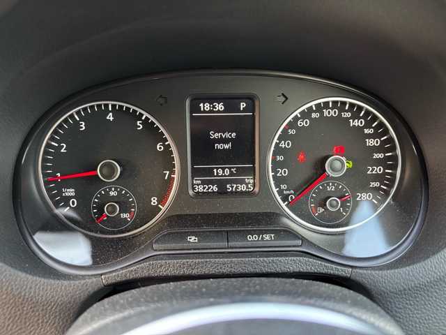フォルクスワーゲン ポロ GTI 福岡県 2013(平25)年 6.2万km キャンディホワイト 純正ナビ/（CD/DVD/SD/USB/AUX/Bluetooth/ワンセグTV）/横滑り防止/パドルシフト/ETC/電格ミラー/スペアキー×１/保証書/取扱説明書