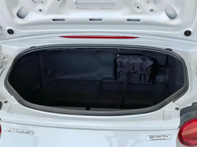 マツダ ロードスター RS 岐阜県 2016(平28)年 9.9万km セラミックM オープンカー/ＢＯＳＥプレミアムサウンド　/ブラインドスポットモニター　/ＲＥＣＡＲＯシート　/純正ナビ／ｂｌｕｅｔｏｏｔｈ／ＴＶ／ＤＩＳＣ／ＵＳＢ　/バックカメラ　/Ｂｉｌｓｔｅｉｎ車高調　/Ｐｉｖｏｔスロコン/純正フロアマット/オートライト/スマートキー×2