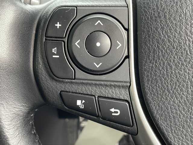 トヨタ ヴォクシー ZS 煌Ⅱ 鳥取県 2017(平29)年 10.3万km ホワイトパールクリスタルシャイン ワンオーナー/両側パワースライド/リヤクーラー/純正リヤスポイラー/純正メッキミラーカバー/純正16インチアルミ/純正フロアマット/純正ドアバイザー/社外メモリナビ/・フルセグTV、DVD、CD、SD、Bluetooth/社外フリップダウンモニター/バックカメラ/ETC/MTモード付AT/アイドリングストップ/レーンアシスト/オートハイビーム/オートライト/LEDライト/フォグランプ/横滑り防止装置/衝突被害軽減ブレーキ/スマートキー/スペアキー/新車保証書/取扱説明書