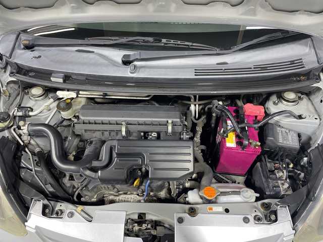 ダイハツ ミラ イース X 神奈川県 2013(平25)年 8万km ブライトシルバーメタリック 純正CDオーディオ/ヘッドライトレベライザー/リモコンキー/アイドリングストップ/電動格納ミラー/純正フロアマット/ドアバイザー/Wエアバッグ/ABS/盗難防止装置