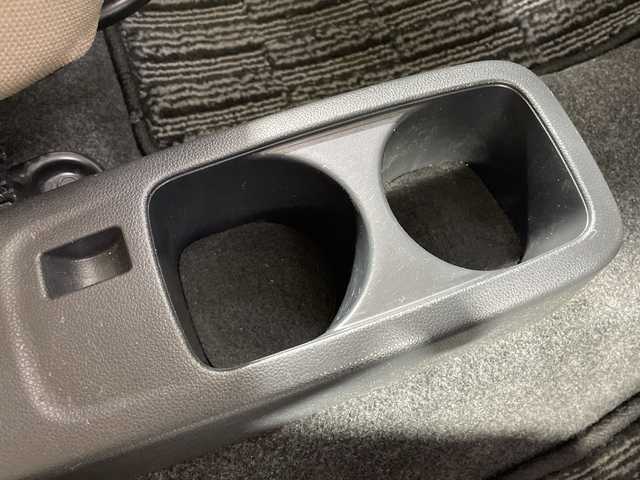 ダイハツ ミラ イース X 神奈川県 2013(平25)年 8万km ブライトシルバーメタリック 純正CDオーディオ/ヘッドライトレベライザー/リモコンキー/アイドリングストップ/電動格納ミラー/純正フロアマット/ドアバイザー/Wエアバッグ/ABS/盗難防止装置