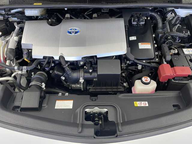 トヨタ プリウス ＰＨＶ S ナビパッケージ 栃木県 2017(平29)年 1.5万km ホワイト 純正ナビ/（BT/フルセグ/USB/AM/FM）/衝突軽減システム/車線逸脱抑制機能/横滑り防止/クルーズコントロール/電動格納ミラー/ステアリングヒーター/前席シートヒーター/ビルトインETC2.0/ドライブレコーダー/ステアリングスイッチ/純正フロアマット/フォグライト/ISOFIX/プッシュスタート/スマートキー