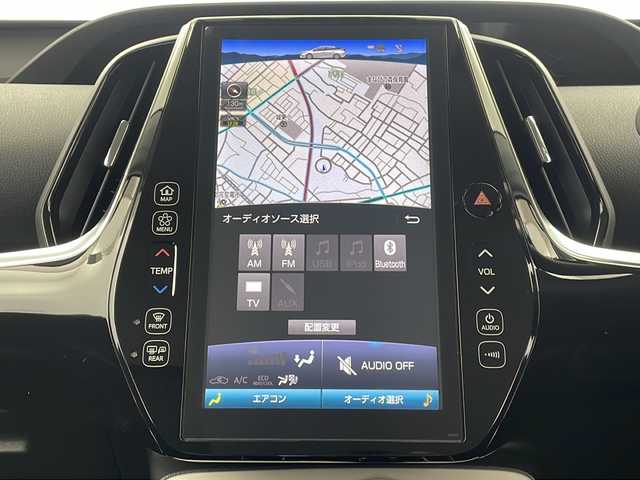 トヨタ プリウス ＰＨＶ S ナビパッケージ 栃木県 2017(平29)年 1.5万km ホワイト 純正ナビ/（BT/フルセグ/USB/AM/FM）/衝突軽減システム/車線逸脱抑制機能/横滑り防止/クルーズコントロール/電動格納ミラー/ステアリングヒーター/前席シートヒーター/ビルトインETC2.0/ドライブレコーダー/ステアリングスイッチ/純正フロアマット/フォグライト/ISOFIX/プッシュスタート/スマートキー