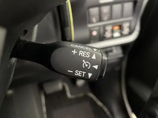 トヨタ ノア Si ダブルバイビーⅢ 宮城県 2020(令2)年 7万km ホワイトパールクリスタルシャイン モデリスタエアロ/純正１０型ナビ/１２型後席モニター/両側パワースライドドア/バック/フロントカメラ/クルーズコントロール/プリクラッシュセーフティ/レーンディパーチャーアラート/オートマチックハイビーム/トヨタセーフティセンス/専用ハーフレザーシート/クリアランスソナー/ETC/ドライブレコーダー/TVキャンセラー/禁煙車