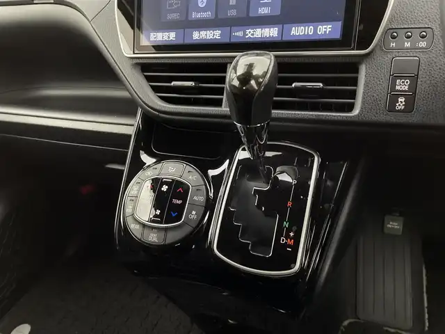 トヨタ ノア Si ダブルバイビーⅢ 宮城県 2020(令2)年 7万km ホワイトパールクリスタルシャイン モデリスタエアロ/純正１０型ナビ/１２型後席モニター/両側パワースライドドア/バック/フロントカメラ/クルーズコントロール/プリクラッシュセーフティ/レーンディパーチャーアラート/オートマチックハイビーム/トヨタセーフティセンス/専用ハーフレザーシート/クリアランスソナー/ETC/ドライブレコーダー/TVキャンセラー/禁煙車