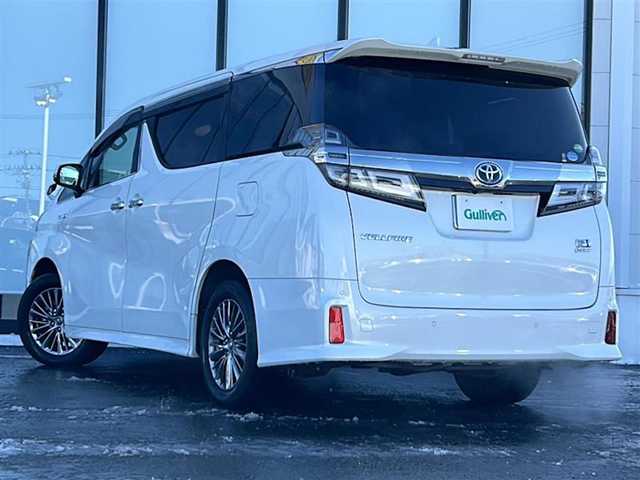 トヨタ ヴェルファイア ハイブリット ZR 山形県 2020(令2)年 5.8万km ホワイトパールクリスタルシャイン ４WD/衝突被害軽減システム/純正ナビ/（Bluetooth/CD/DVD/フルセグ)/バックカメラ/フリップダウンモニター/両側パワースライドドア/前席シートヒーター/エアシート/パワーバックドア/クルーズコントロール/ステアリングスイッチ/デジタルインナーミラー/ドライブレコーダー/ヘッドアップディスプレイ/ブラインドスポットモニター/レーンキープアシスト/オートLEDヘッドライト/フォグランプ/ETC/スマートキー/スペアキー/ドアバイザー/電動格納ミラー/取扱説明書/保証書