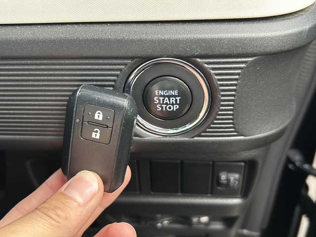 スズキ スペーシア HYBRID G 愛知県 2022(令4)年 1.5万km アーバンブラウンパールメタリック 登録時走行距離14799km/ワンオーナー/社外8インチメモリナビ/（Bluetooth/フルセグTV/CD/USB/AUX)/バックカメラ/社外ドラレコ前後/両側スライドドア/アイドリングストップ/ETC/純正フロアマット/HIDランプ/ドアバイザー/プッシュスタート/スマートキー/取説/保証書