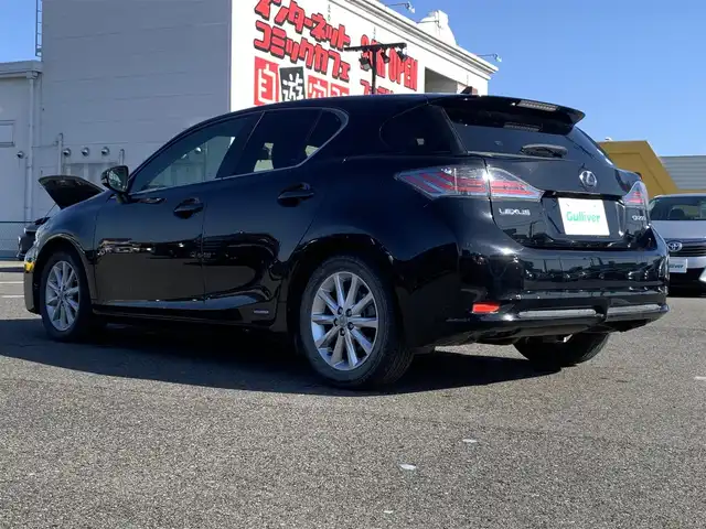 レクサス ＣＴ 200h バージョンC 大分県 2013(平25)年 5万km ブラック ・純正HDDナビ/・フルセグ/・バックカメラ/・純正ビルトインETC/・サンルーフ/・パドルシフト