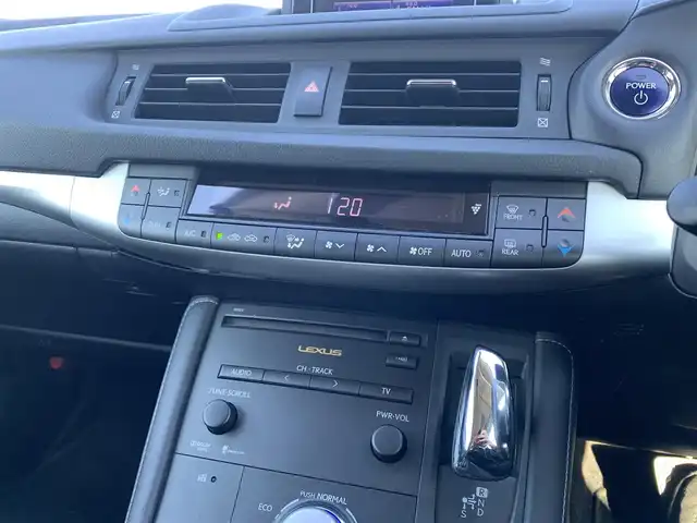 レクサス ＣＴ 200h バージョンC 大分県 2013(平25)年 5万km ブラック ・純正HDDナビ/・フルセグ/・バックカメラ/・純正ビルトインETC/・サンルーフ/・パドルシフト