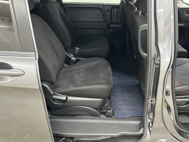 ホンダ フリード G ジャストセレクション 長崎県 2011(平23)年 9.4万km ポリッシュドメタルメタリック ストラーダHDDナビ/・DVD/・フルセグ/アルパインフリップダウンモニター/左側パワースライドドア/オートライト/キセノンライト/ドアバイザー/フロアマット/キーレス/ETC/電格ウィンカーミラー