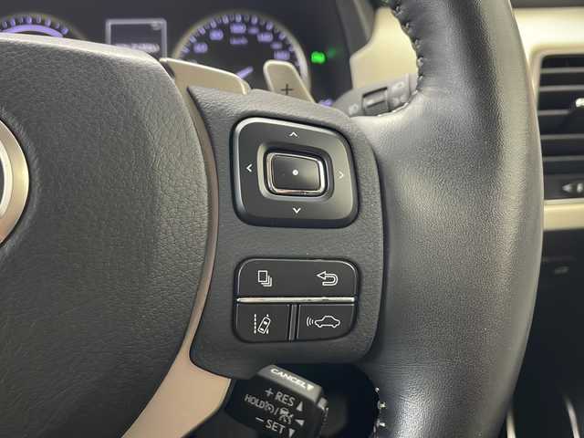 レクサス ＮＸ 300h バージョンL 秋田県 2018(平30)年 4.2万km グラファイトブラックガラスフレーク 4WD/ルーフレール/純正ナビ/（CD/DVD/BT/フルセグ）/オートクルーズコントロール/レザーシート/前後席シートヒーター/シートベンチレーション/前席パワーシート/ステアリングヒーター/ETC2.0 /電動リアゲート/スマートキー/スペアキー/電動パーキングブレーキ/ブレーキホールド/LEDヘッドライト/純正アルミホイール/コーナーセンサー